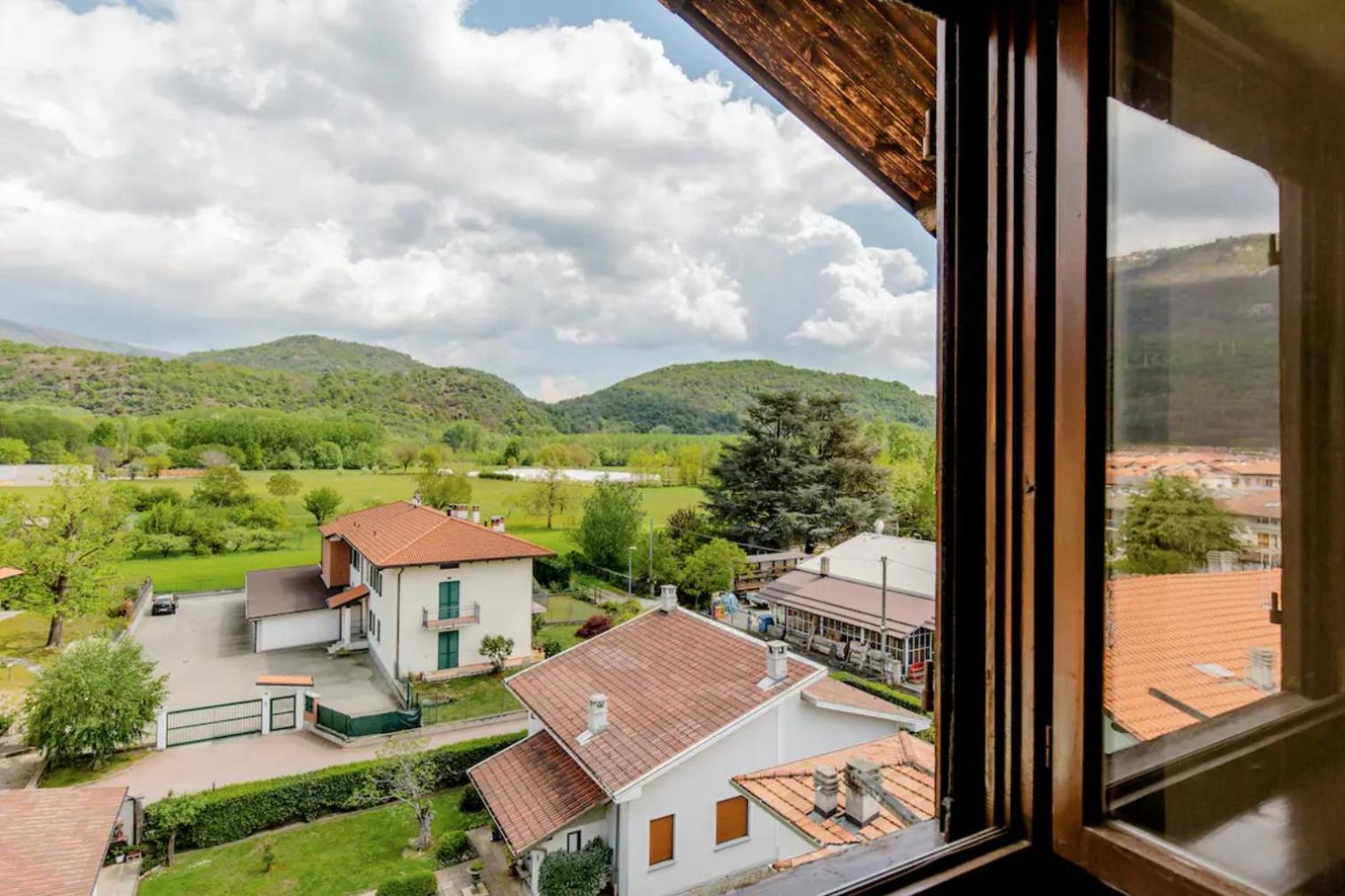 Bed and Breakfast Boho House Borgofranco d'Ivrea Exterior foto
