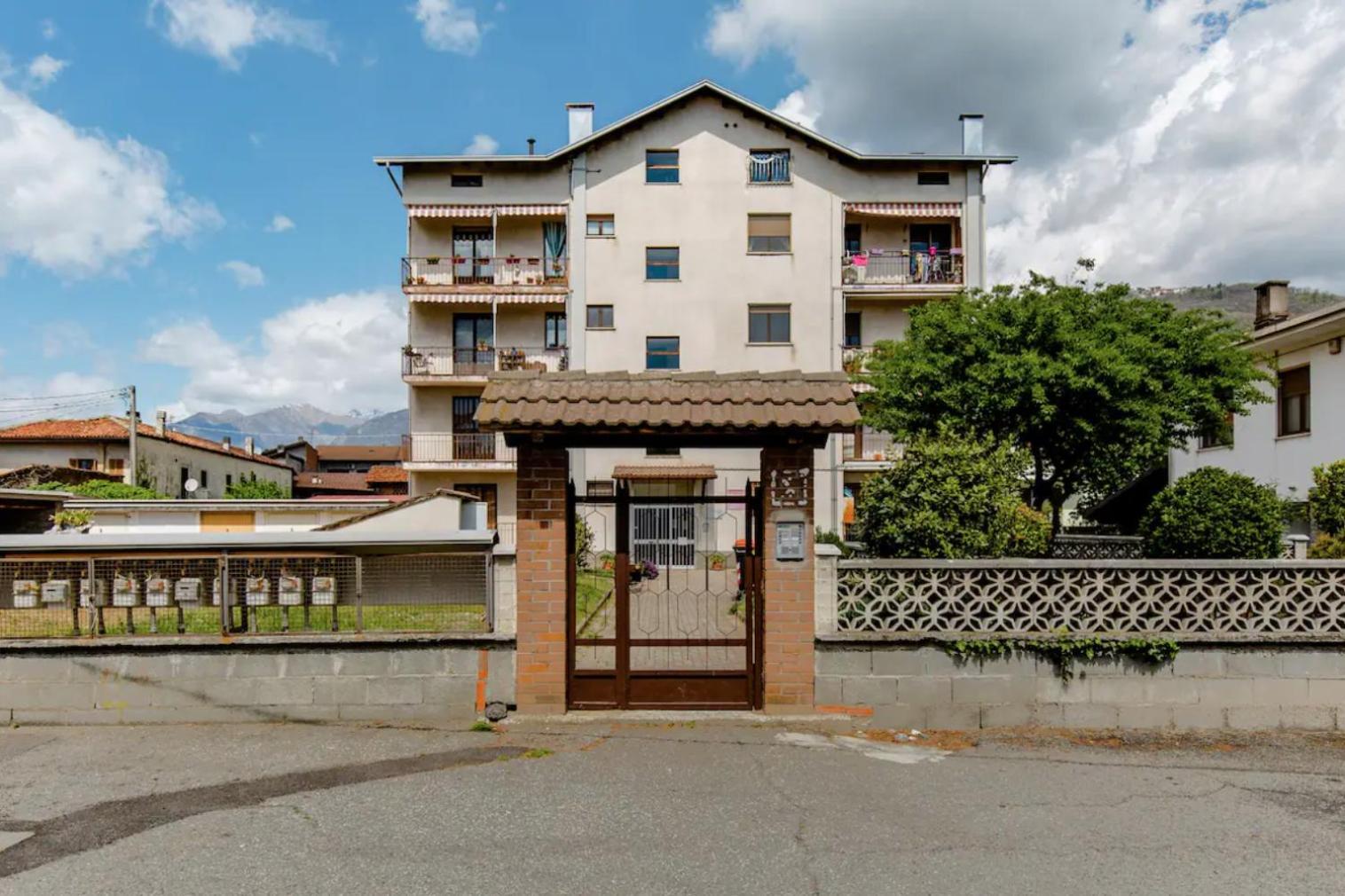 Bed and Breakfast Boho House Borgofranco d'Ivrea Exterior foto